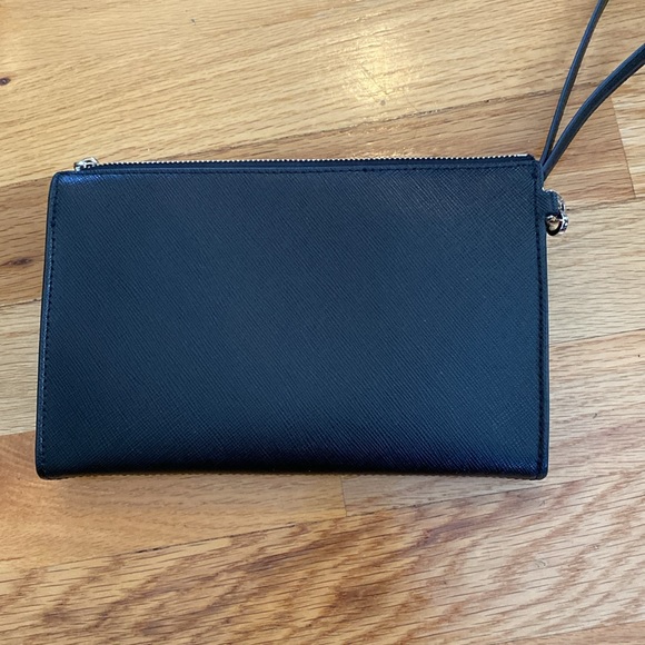 EUC Kate Spade wristlet - Picture 6 of 6